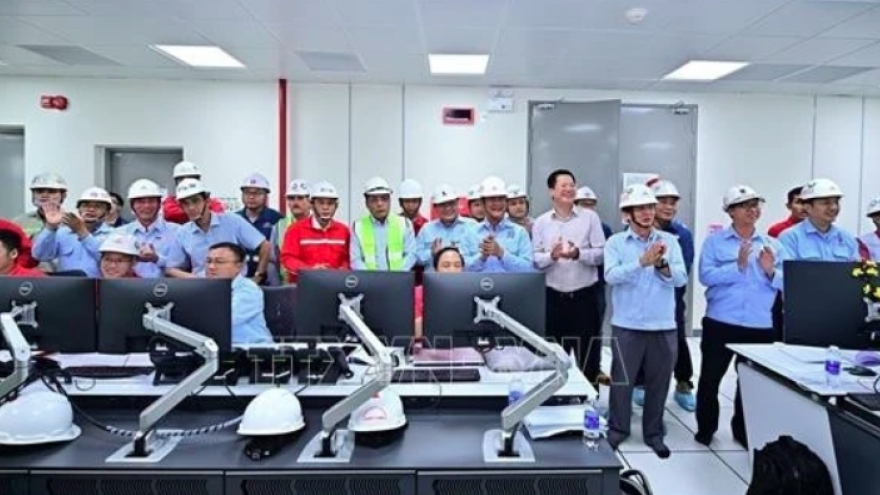 First LNG-fuelled power plant connected to national grid